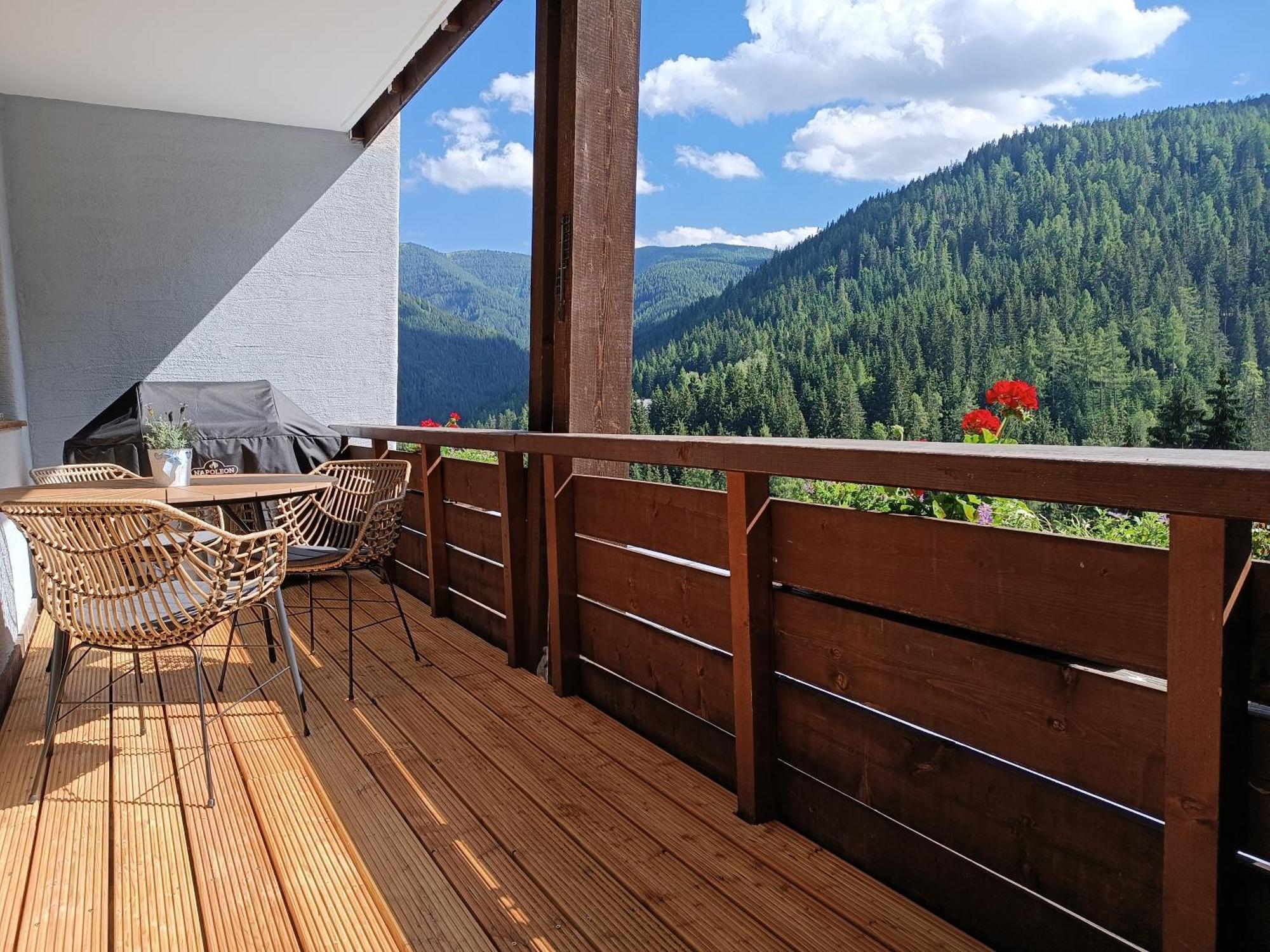 Bergkristall Ruhe Und Aussicht Auf 1100M Sankt Lorenzen ob Murau Exterior foto